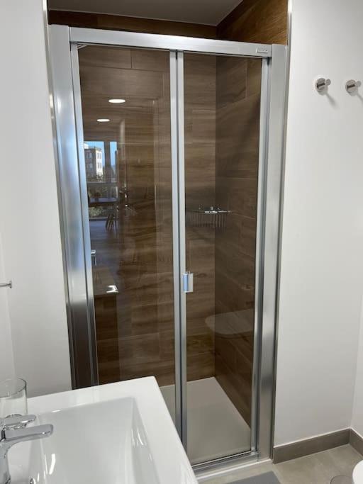 Apartamento Centrico Con Vistas サンティアゴ・デ・コンポステーラ エクステリア 写真
